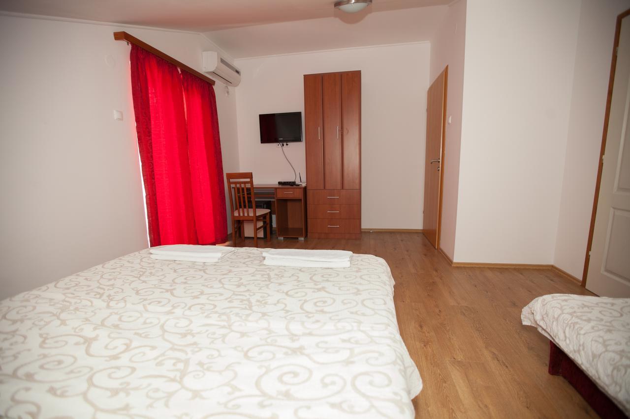 Ninkovic Hotel Trebinje Exterior foto